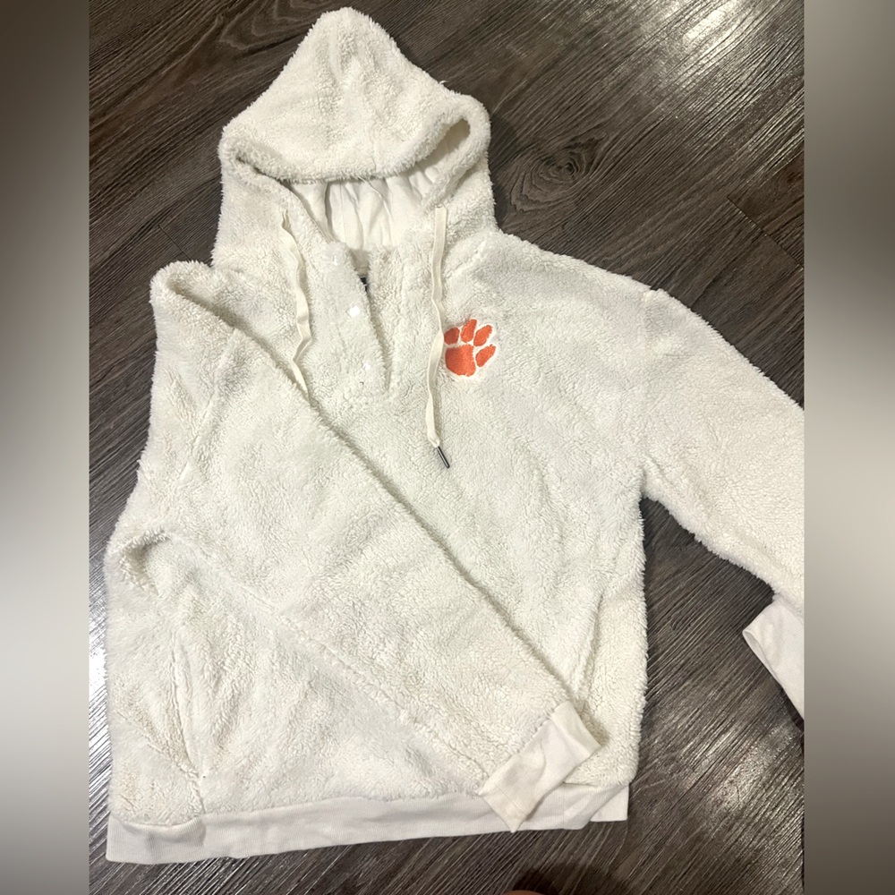 Coliseum Clemson Sherpa